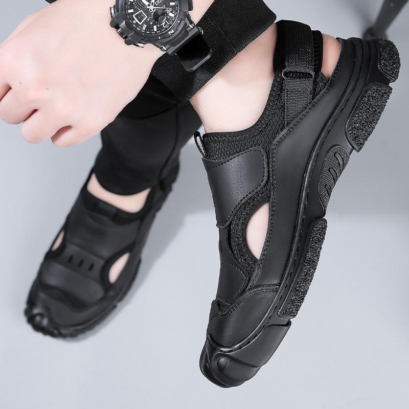 Модная дышащая пляжная обувь для мужчин, лето 2024, новые дизайнерские повседневные сандалии для мужчин, модные повседневные мужские мокасины