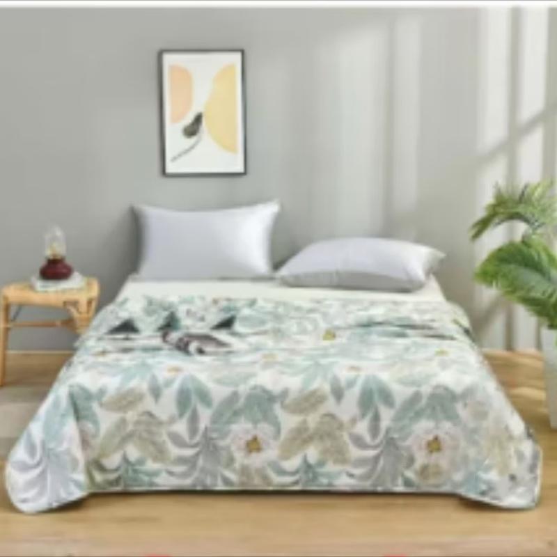 

Impression Collection Lightweight Summer Quilt