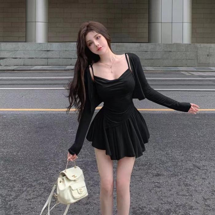 

Spicy Girl Three-Piece Set: Sun Protection Cardigan, Camisole Top & Pleated Skirt Small