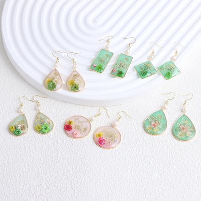 Light Luxury Natural Dried Flower Earrings In Fresh Real Flower Gold Foil Earrings Rose Freshwater Pearl Real Flower Earrings