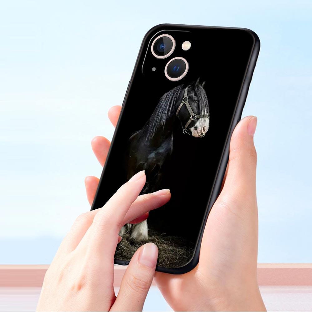 Running Horse Wild Animals Luxury Phone Case For iPhone 13 15 14 12 Mini 11 Pro MAX XR X SE XS 7 8 Plus Black Protection Cover