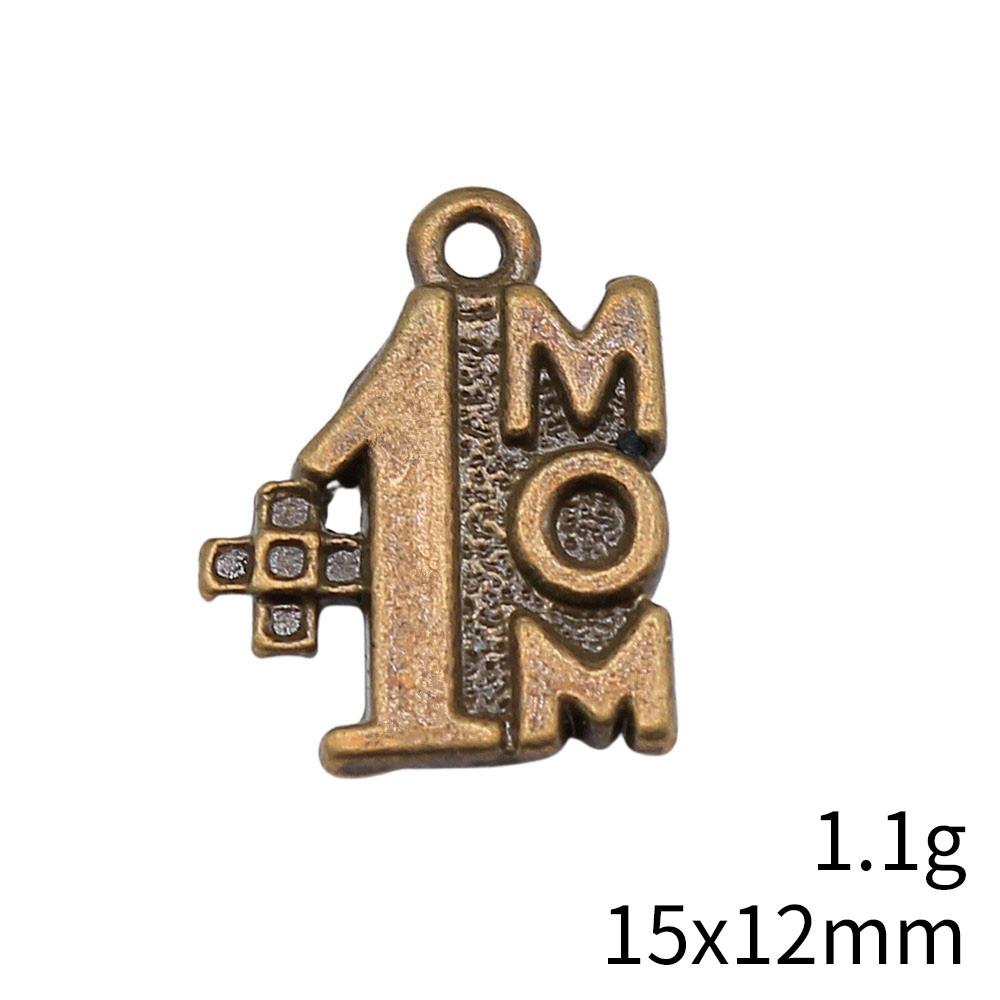 Gifts For Women Charms Bulk Family Member Heart Tags Charms Pendant Souvenir Male Pendant