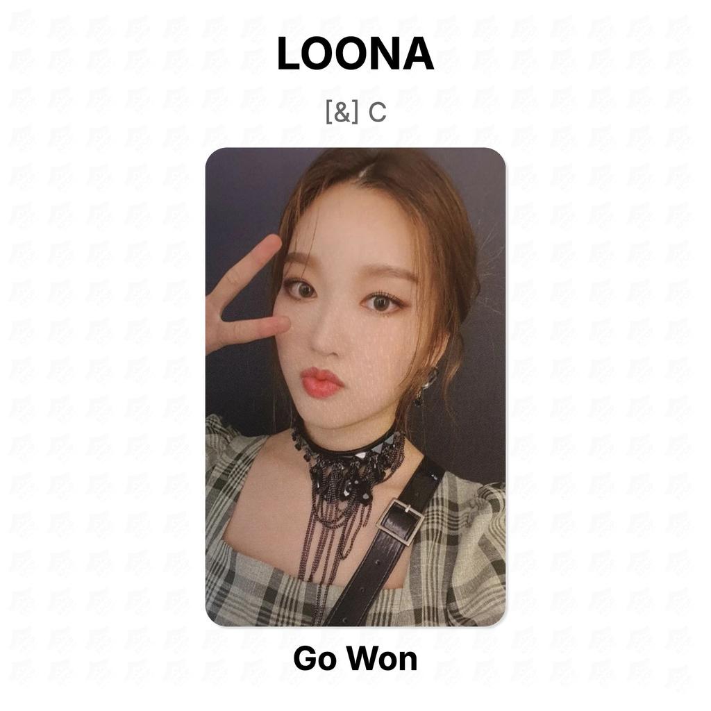 LOONA [&] C Official Photocard