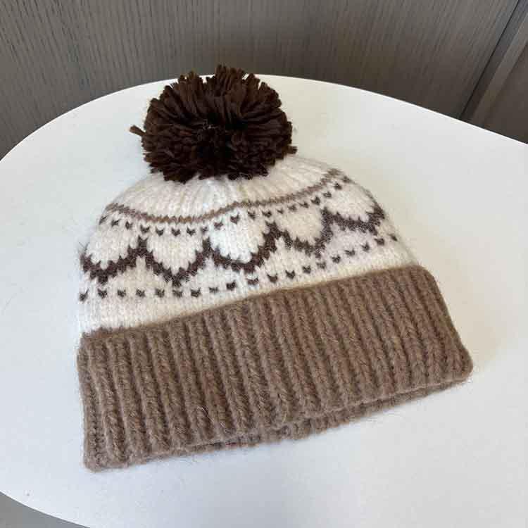 Winter Atmosphere Maillard Wool Hat Cute Hairball Thickened Warm Knitted Hat Literary Jacquard Pullover Hat