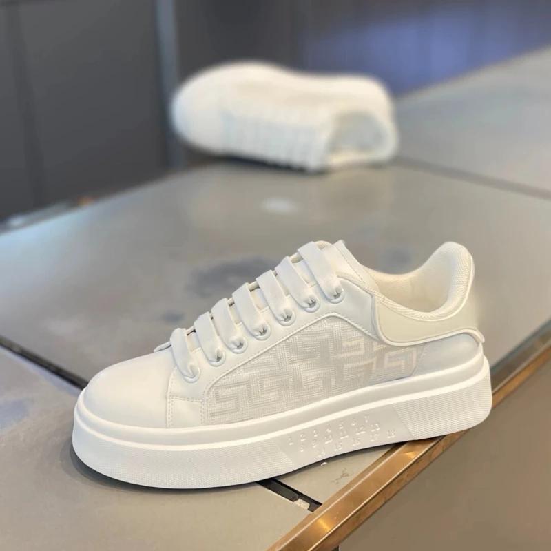 

Роскошные мужские туфли, белые кроссовки для мужчин, новые спортивные повседневные туфли, дышащие, увеличивающие высоту, вулканизированные туфли, скейтборд, теннисные туфли 39 белый