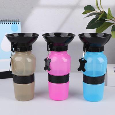 1 PIÈCE Fontaine à Boire pour Animaux de Compagnie Bouteille à Boire Extérieure pour Chien Gobelet d'Eau Portable Bouteille d'Eau pour Promenade de Chien Gobelet de Voyage Extérieur