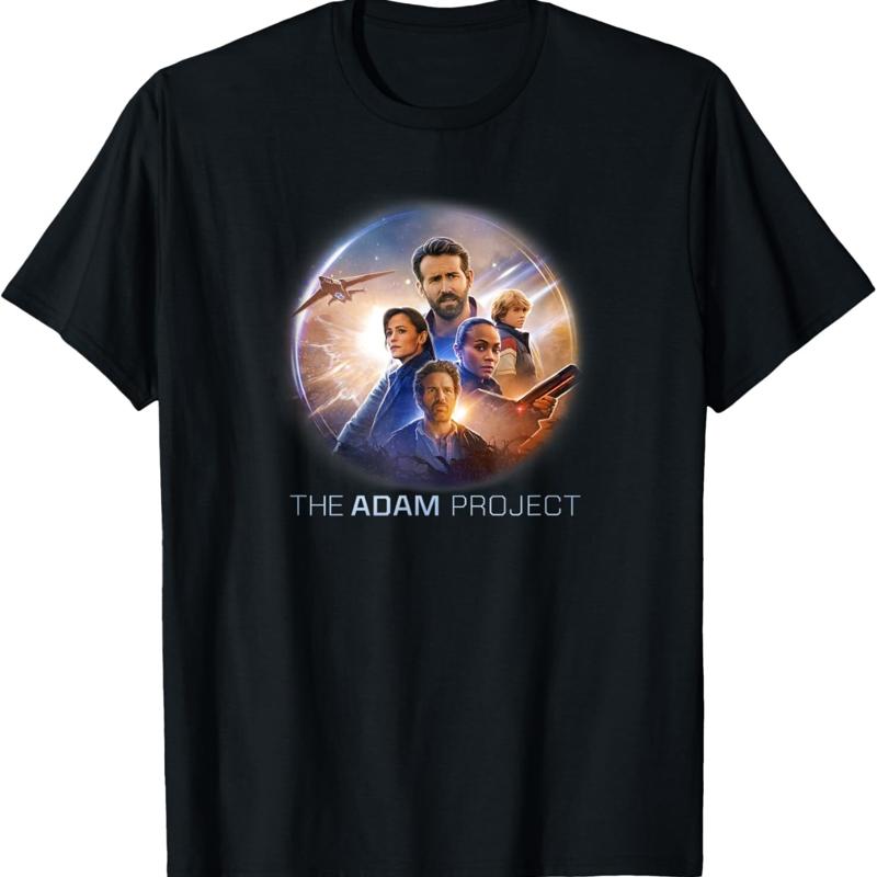 T-shirt avec badge de personnages du projet Adam S