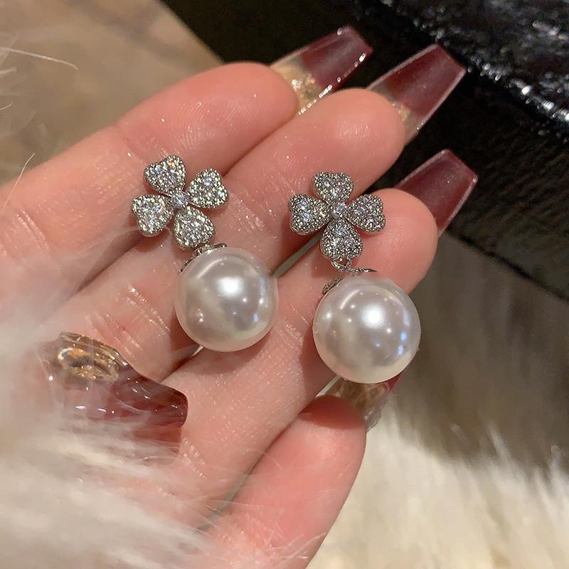 Elegant Flower Pearl Drop Earrings With Rhinestone Detailing For Women