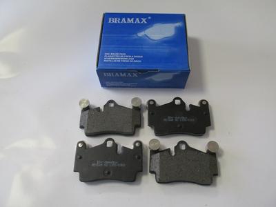 For Volkswagen Touareg 202010 202013 Rear Brake Pad 3,6 4,2 5,0 6,0 Wireless Disc 112X73X16 Bramax 7L0698451G