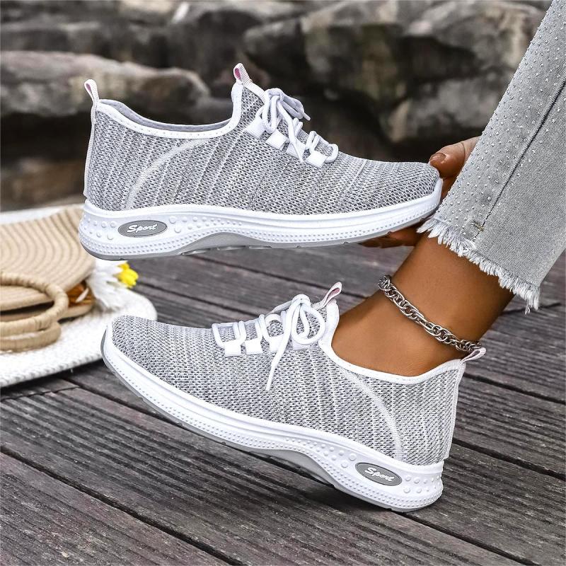 Modische, lässige Schnür-Sneaker aus atmungsaktivem Mesh für Damen, Sommer 2025, runde Zehenpartie, Keilabsatz, bequeme Sportschuhe mit weicher Sohle, Laufschuhe
