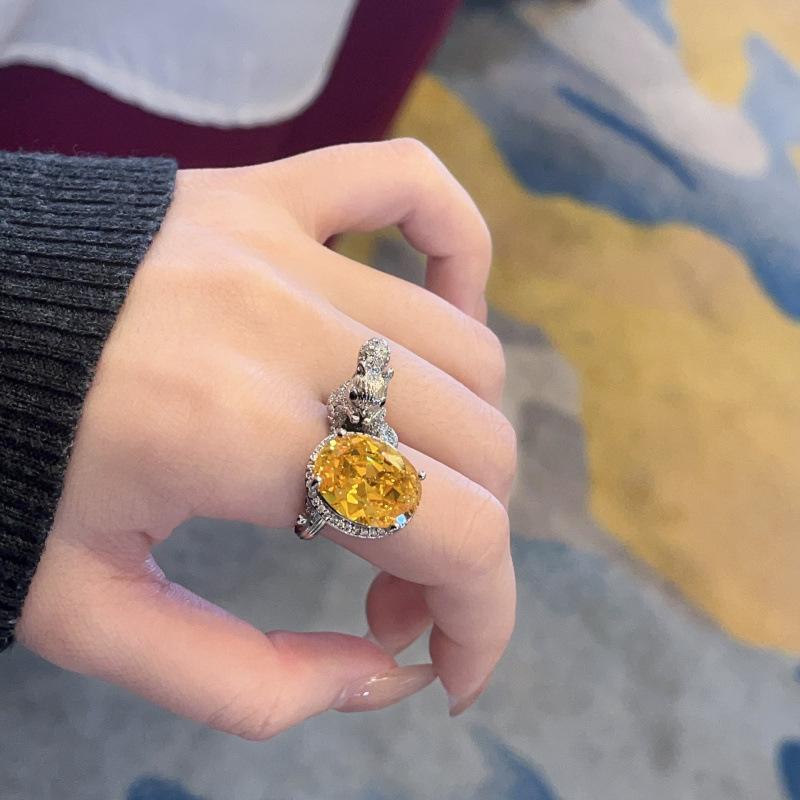 

Little Squirrel Pink Diamond Sugar Cube Ring Personalized Haute Couture Design Colorful Treasure Live Birthday Gift opening adjustable