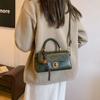 Autumn and winter portable commuter bag women's  new trendy retro small square bag niche design casual shoulder messenger bag