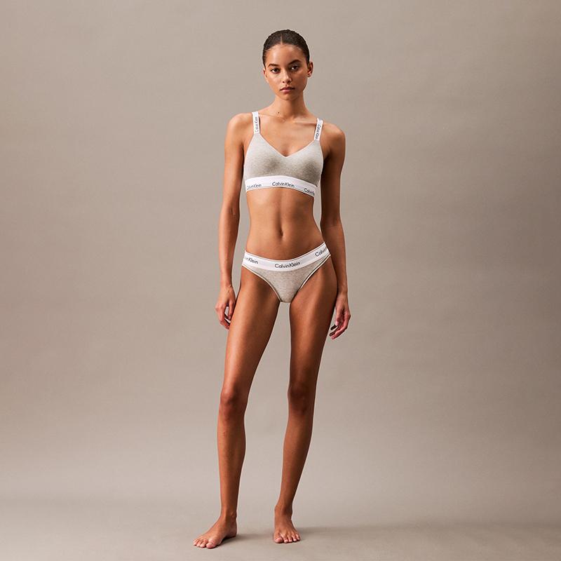 Calvin Klein Nowoczesny Atrakcyjny Pasek z Logo Cienkie Wypełnienie Bezprzewodowy Miękki Biustonosz z Miseczkami Bielizna Damska Kokosowo-Szary QF7059-P7A