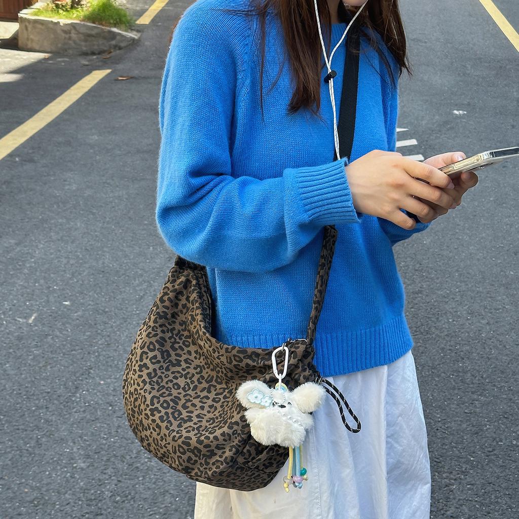 Autumn and winter American retro style leopard print brown underarm bag women's large-capacity shopping commuter messenger bag