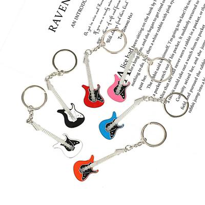 Praktický víceúčelový batoh Ornament Odolný přívěsek na klíče na kreslenou kytaru pro venkovní klíčenku