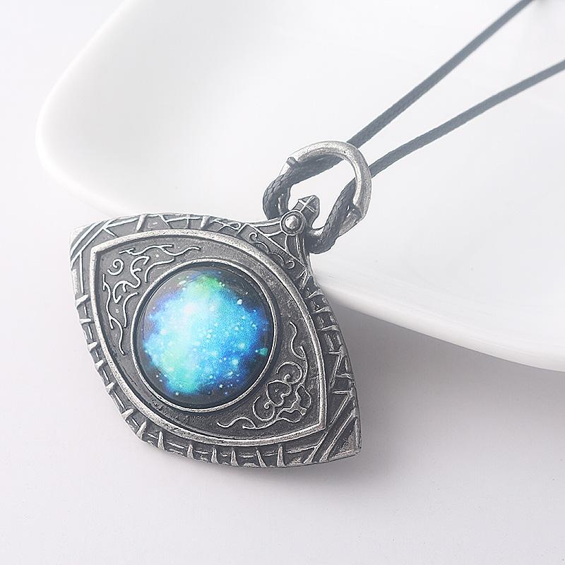 Spiel Bloodborne Jägerabzeichen Halskette Kreuz Halskette Anhänger für Männer Amulett Halskette Cosplay Requisiten Männer Frauen Rucksäcke Schmuck gray
