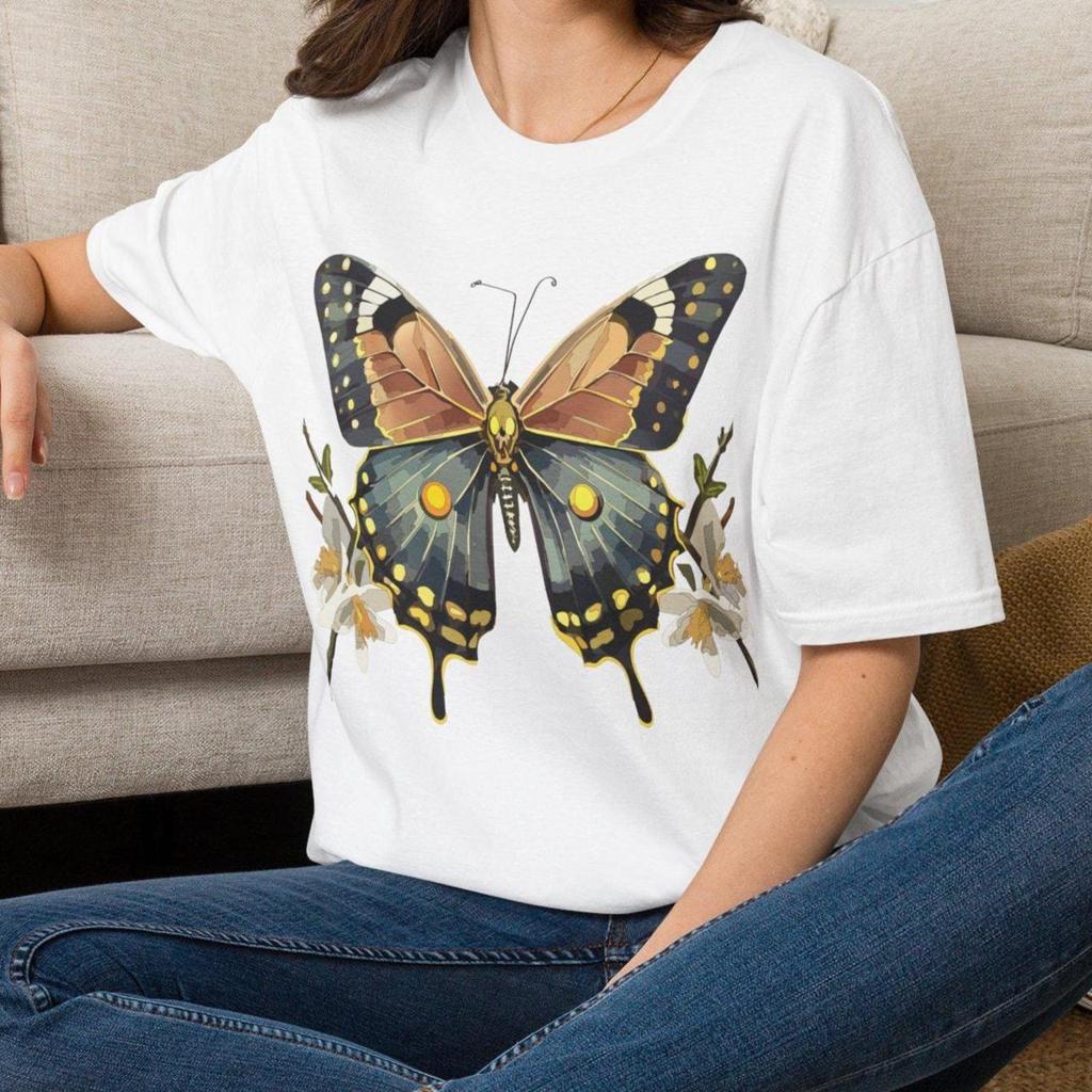 Vintage Monarch Butterfly T-Shirt | Botanical Floral Butterfly Tee Gift for her Mom Grandma Family Friend Sister Crew Team Party Aunt
