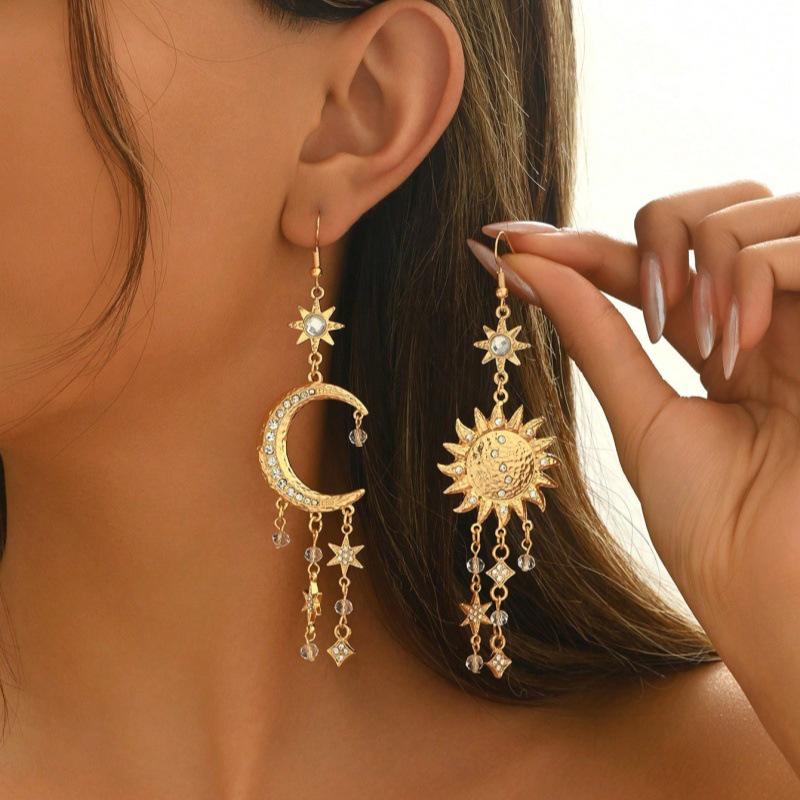 European & American Tassel Moon Star Sun Women's Earrings: Bold, Simple, Cool Middle Eastern Style Drops