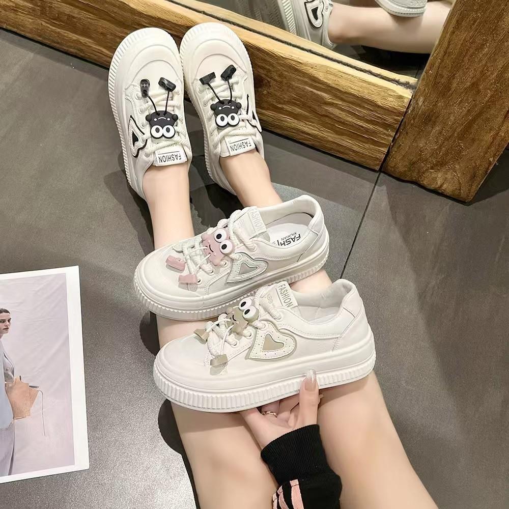 Little White Shoes 2025 Autumn and Korean Edition Thick-soled Round Head Lace-up Fashion Versatile Sports and Leisure Board Shoes Support