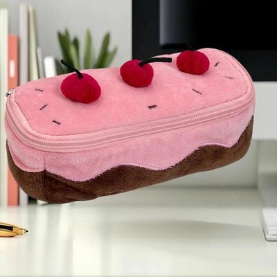 Trousse à Crayons Peluche Kawaii Design Gâteau aux Cerises Sac à Stylo Pochette Organiseur Moelleuse Support Pour Fille Fournitures Scolaires Papeterie