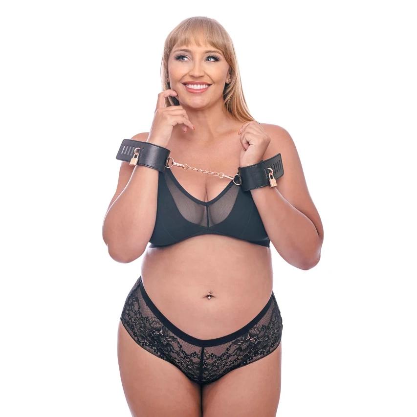 Sportsheets - Sex & Mischief Brat Handcuffs Black