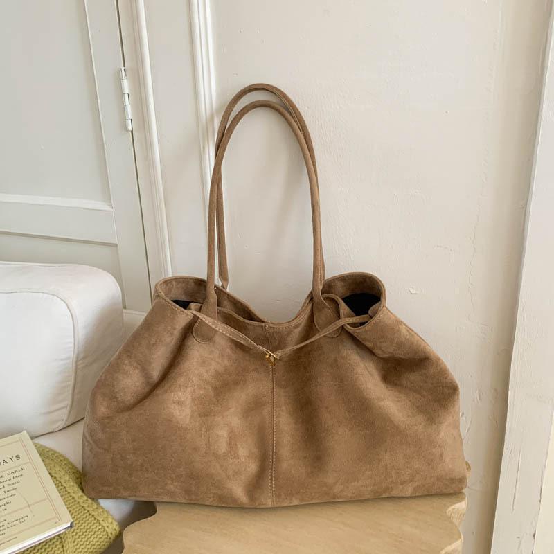 

Вместительная замшевая сумка женская осенне-зимняя новая повседневная универсальная сумка через плечо ретро хаки