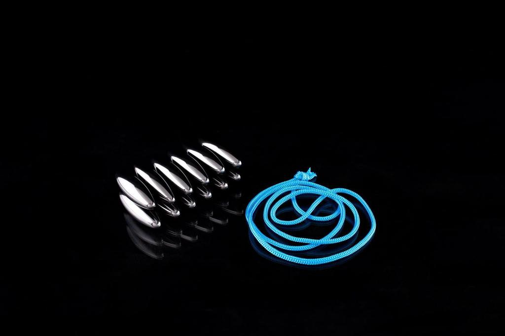 Kluster DUO Action Board Game, Official Japanese Product (1-2 Players)