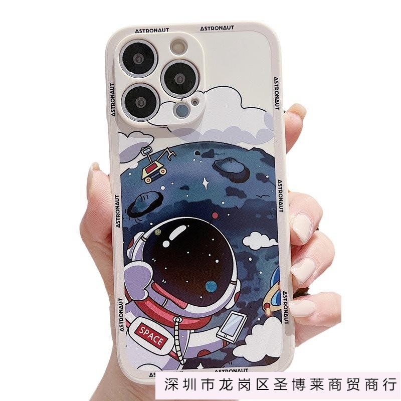 Applicable To iPhone16 Astronaut Mobile Phone Case 15PROMAX Cartoon Painted Apple 14 Side Pattern Case