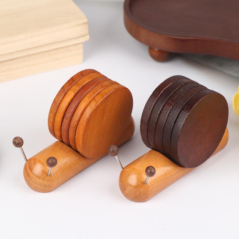 1Pc Fashion Wood Tea Cup Mat Cartoon Snail Decompression Insulated Mug Coaster Creative Coffee Table Decoration