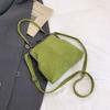 PU Retro mattierte Handtasche Kussverschluss Clutch Umhängetasche Leder Crossbody Tasche Tägliche Aktivitäten