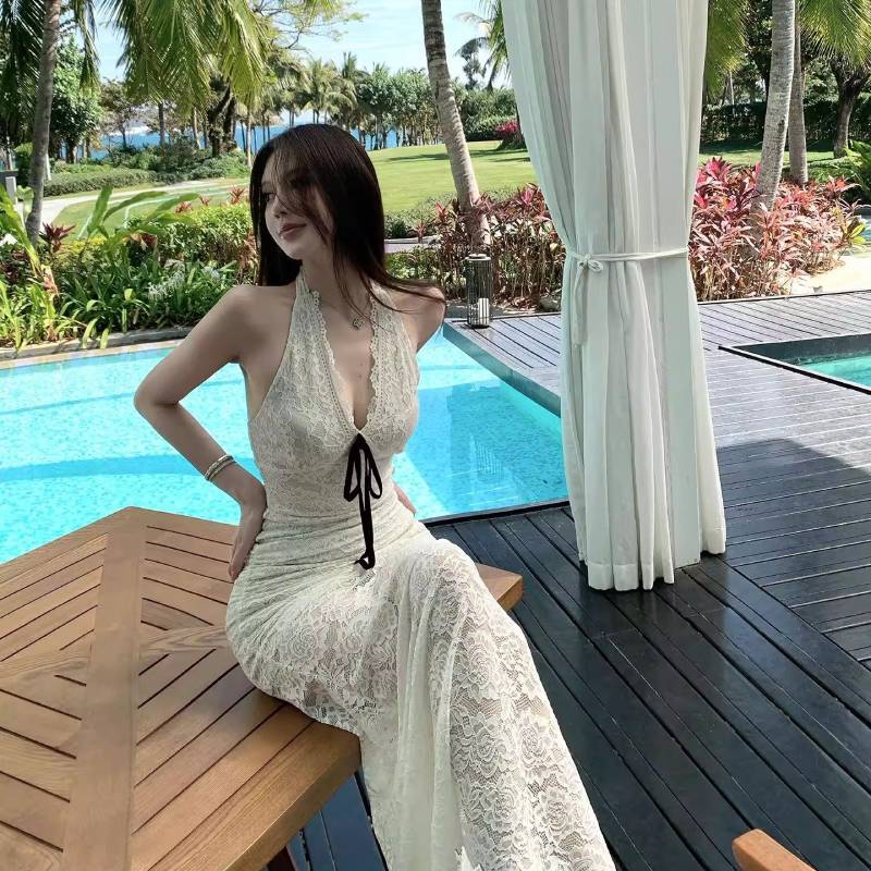 Summer Lace Spliced Backless Dress For Beach Vacation With Slim Fit Design
