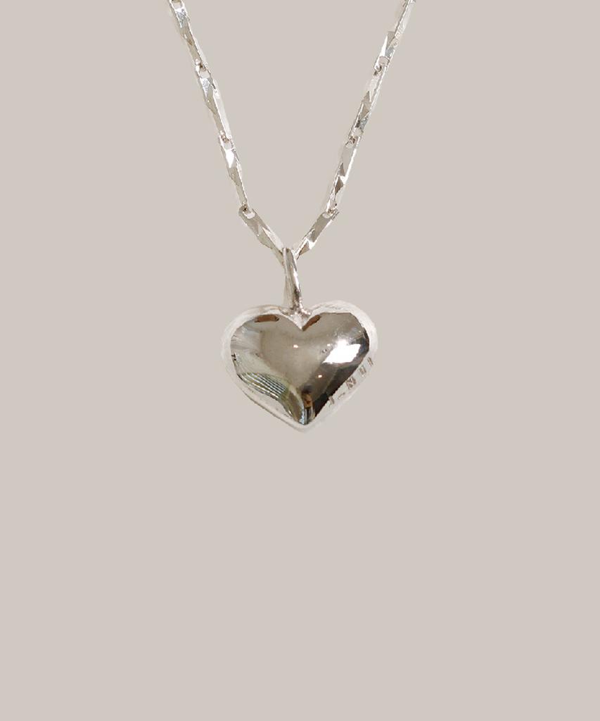 Jnui Divine Heart Necklace