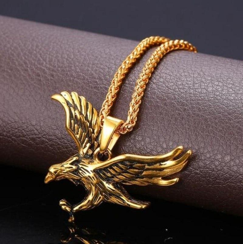 Collana con ali d'aquila retrò in acciaio inossidabile da uomo, ciondolo animale aquila dominante industria pesante, gioielli alla moda, regalo