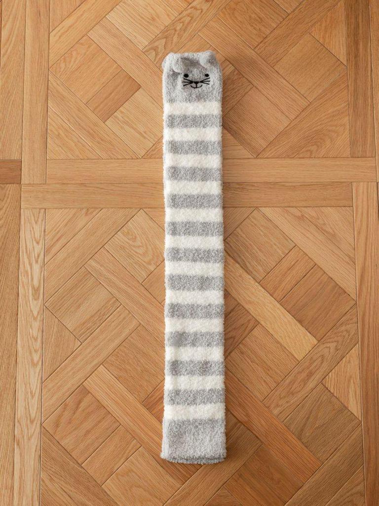 Cartoon Korallenfleece Over-the-Knee-Socken: Süße, Dicke und Bequeme Warme Lange Strümpfe zum Schlafen & für die Wochenbett-Erholung