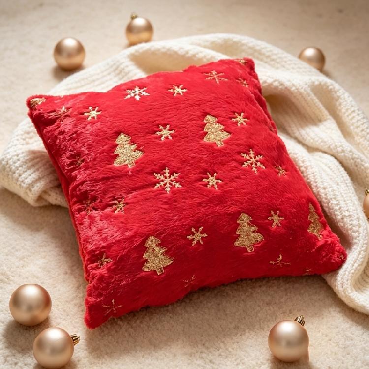 Christmas Cushion Cover with Gold Sequins Embellishment, Plush Faux Furs Square 18 X 18Inch Pillow Cover for Sofa, Bed, and Winter Room Decors