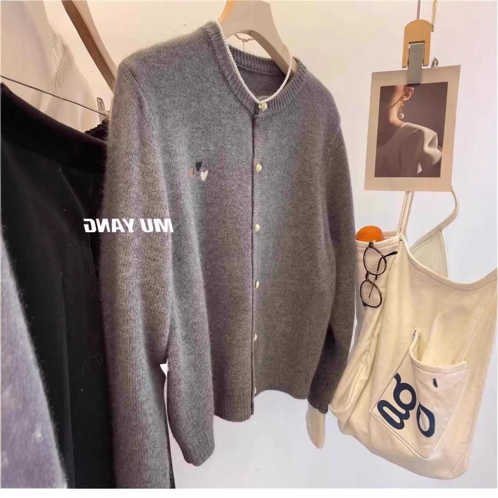 Autumn/Winter Wool Knit Cardigan: Stylish Patchwork Heart Embroidery