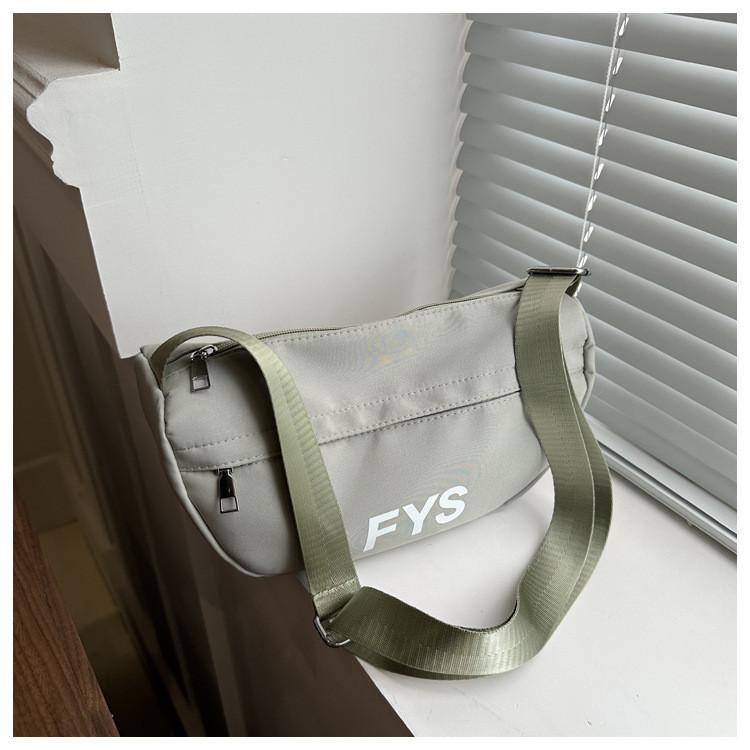 

Fashionable Oxford Cloth Saddle Bag For Women In Trendy Colors For Everyday Use зелений