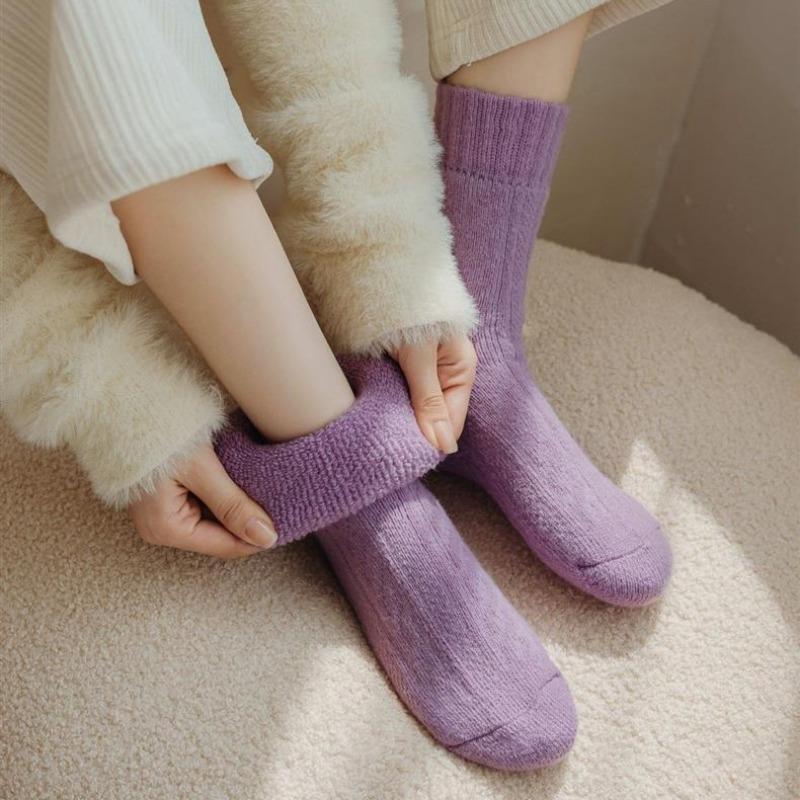 Women Autumn Winter Mid Length Socks Fashionable Versatile Purple Heart-Shaped Soft Warm Comfortable Casual Long Socks