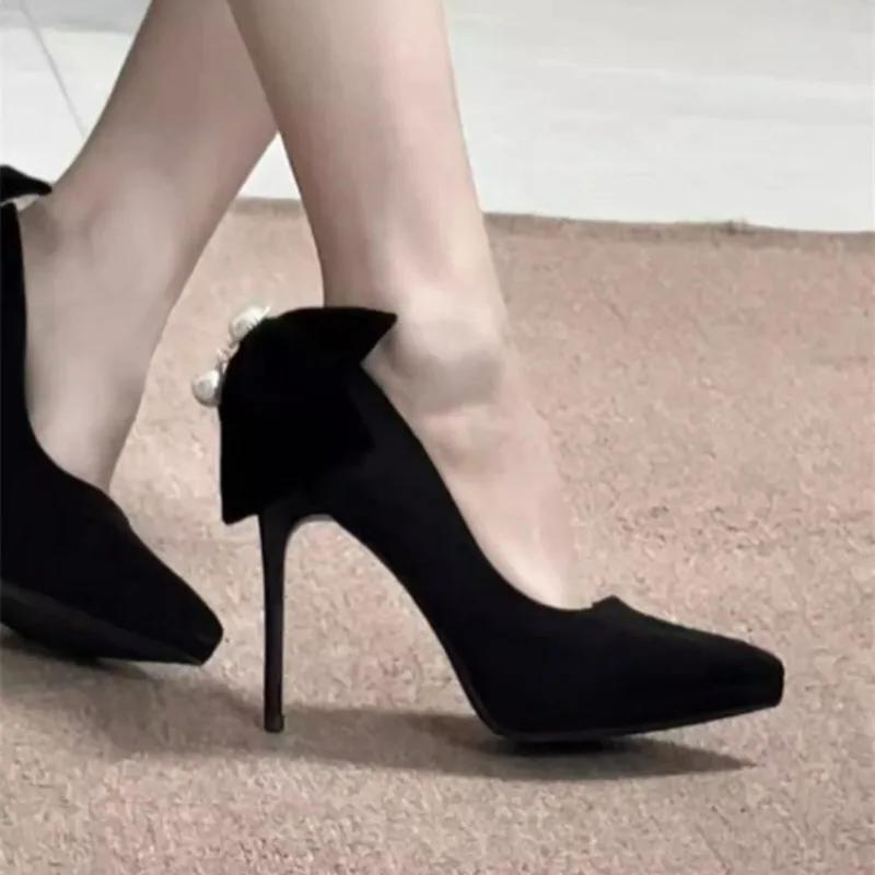 Fashion 2025 New Banquet Bow Pointy Temperament Beautiful High Heels Black with Skirt Fashion Light Mouth Single Shoes