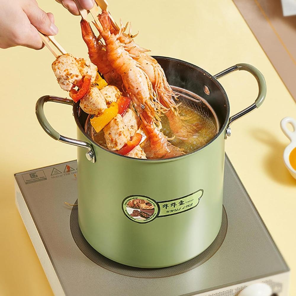 1Pcs 3L Fryer Pot with Basket and Oil Strainer Mini Pasta Pot for Home Kitchen French Fries Chicken Noodles Cooking Utensils