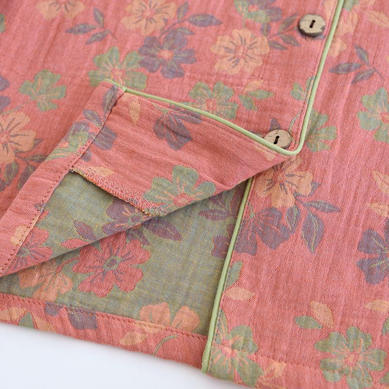 New 2024 Women's Floral Cotton Pajamas Set - Long-Sleeve, Turn-Down Collar, Double-Layer Gauze for Spring and Autumn.