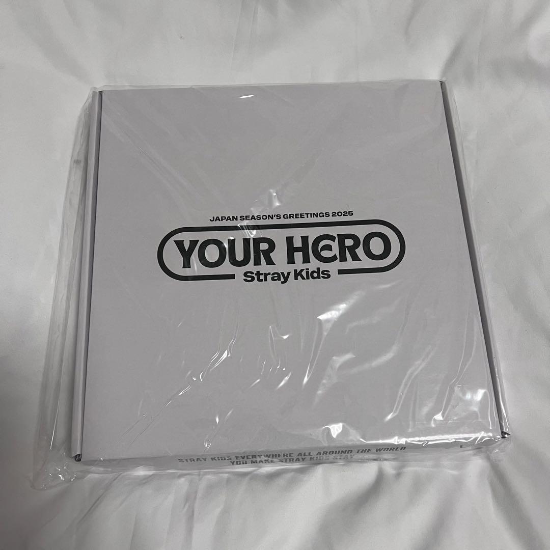 

[Б/У] Кастомная футболка Stray Kids, Размер L, Музей Stray Kids