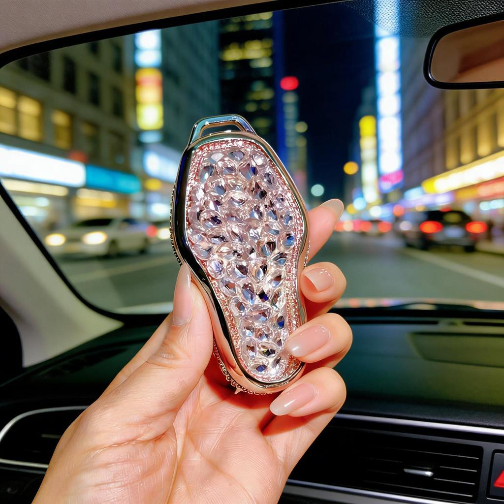 2026 Hongqi HS6 PHEV Women's Key Shell with Buckle - Stylish Car Accessory