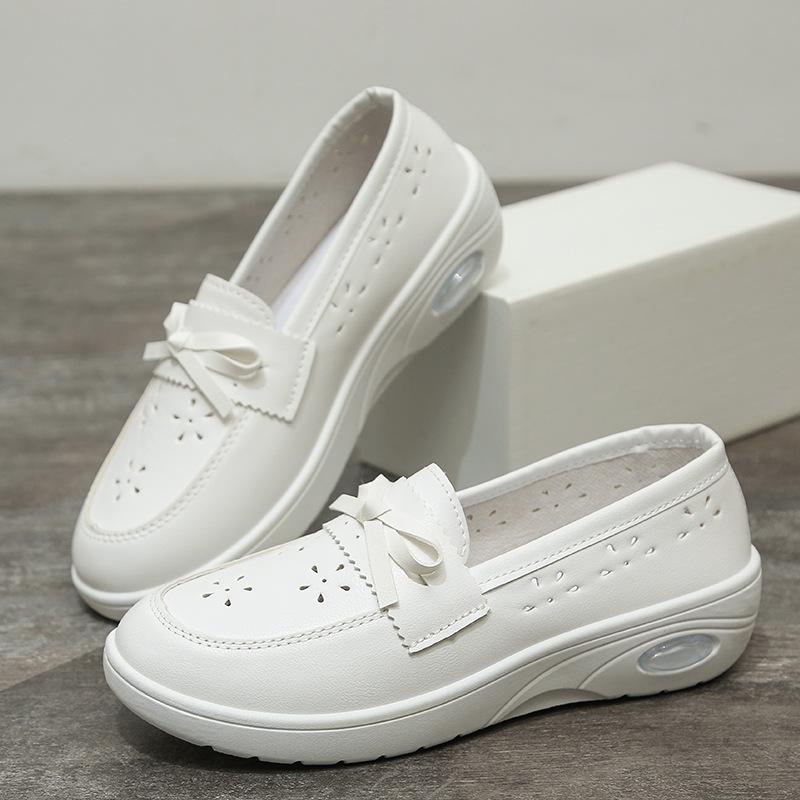 

Медицинская обувь не утомляет ноги, специальные маленькие белые рабочие туфли, летние белые с мягкой подошвой дышащие на толстой подошве нескользящие туфли медсестры женские 40 белый