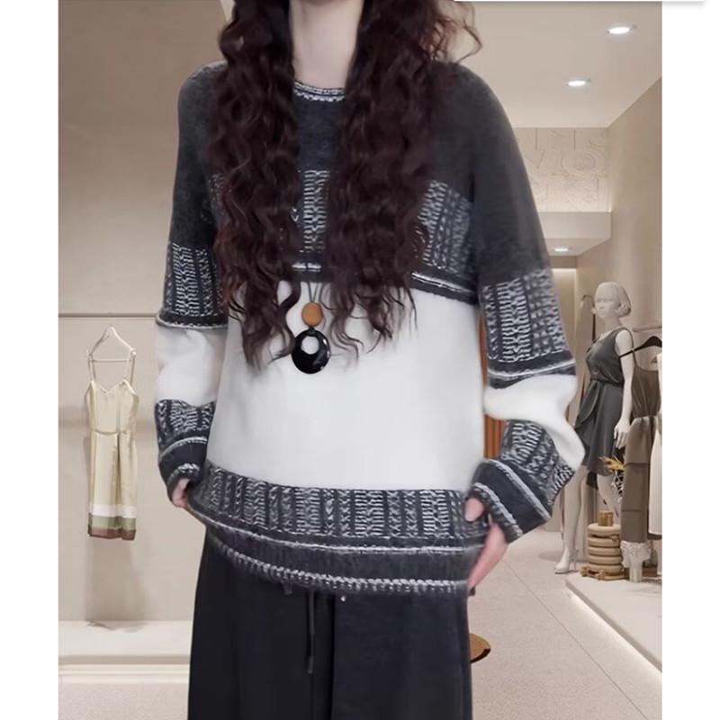 

Unisex Color Block Patchwork Round Neck Sweater – Men s Autumn/Winter Street Style Couple Knit Pullover. Medium