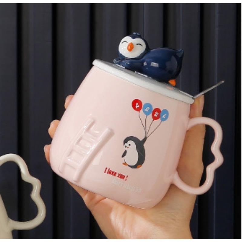 Ceramic Cup with Lid Creative Cartoon Three Dimensional Relief Penguin Mug  Office Home  Student Gift and Souvenir