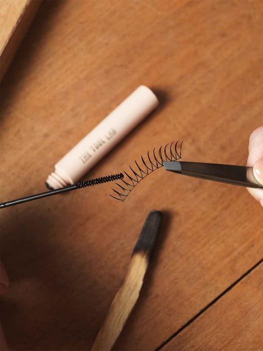 THE TOOL LAB [Black Eyelash Nutrient] Washable Serum Cara