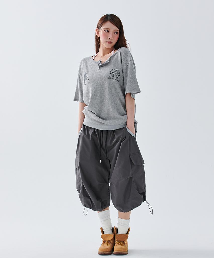 ESCAPEFROM [Escf X Hot Today] Heritage Horse Waffle Henley Neck Short Sleeve T-Shirt Gray
