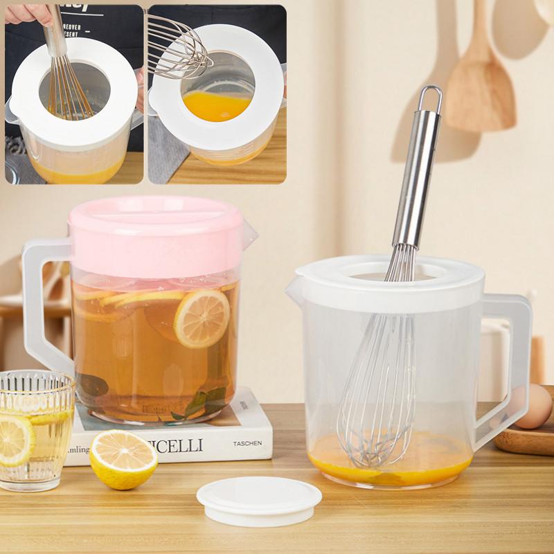 Versatile 2.5L Measuring Cup with Lid for Accurate Home Baking