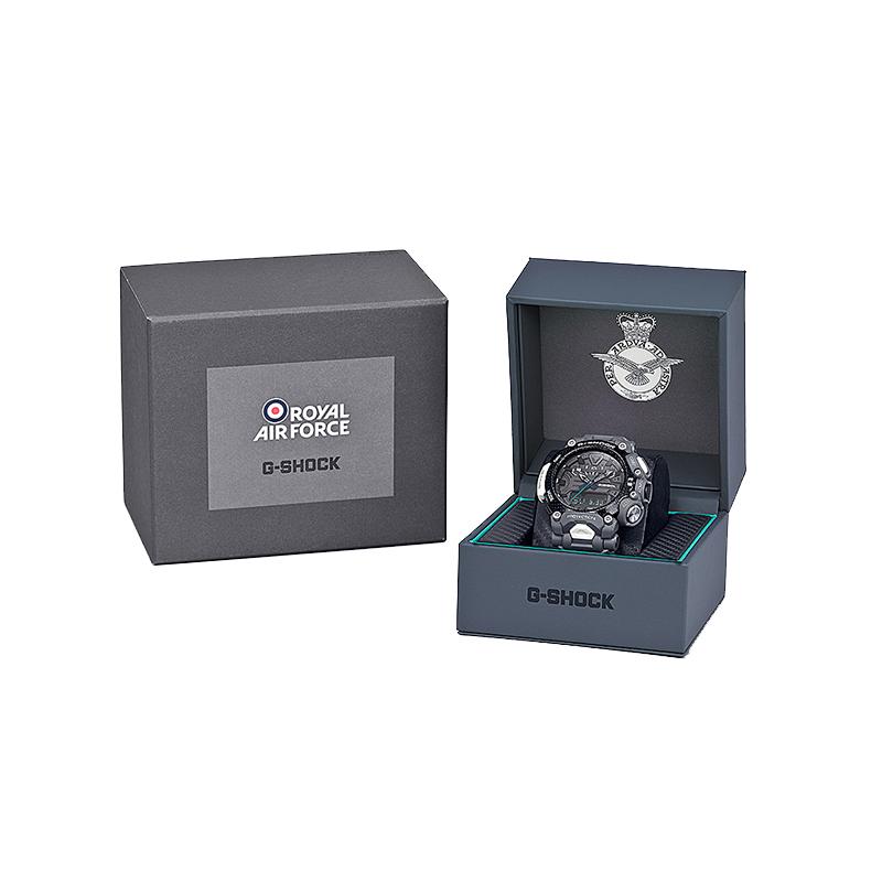 Casio G-SHOCKGRAVITYMASTER Stealth Fighter 200 Meters Waterproof Bluetooth Connected Multi-Function Sports Quartz Movement GR-B200RAF-8A-person